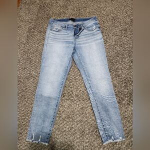 Buckle Women's Faded Blue Skinny Jeans